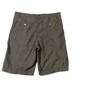 Ecko Unltd Men's Pinstripe Shorts Gray Size 36